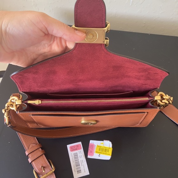 COACH leather handbag with short and long strap. - Picture 4 of 4